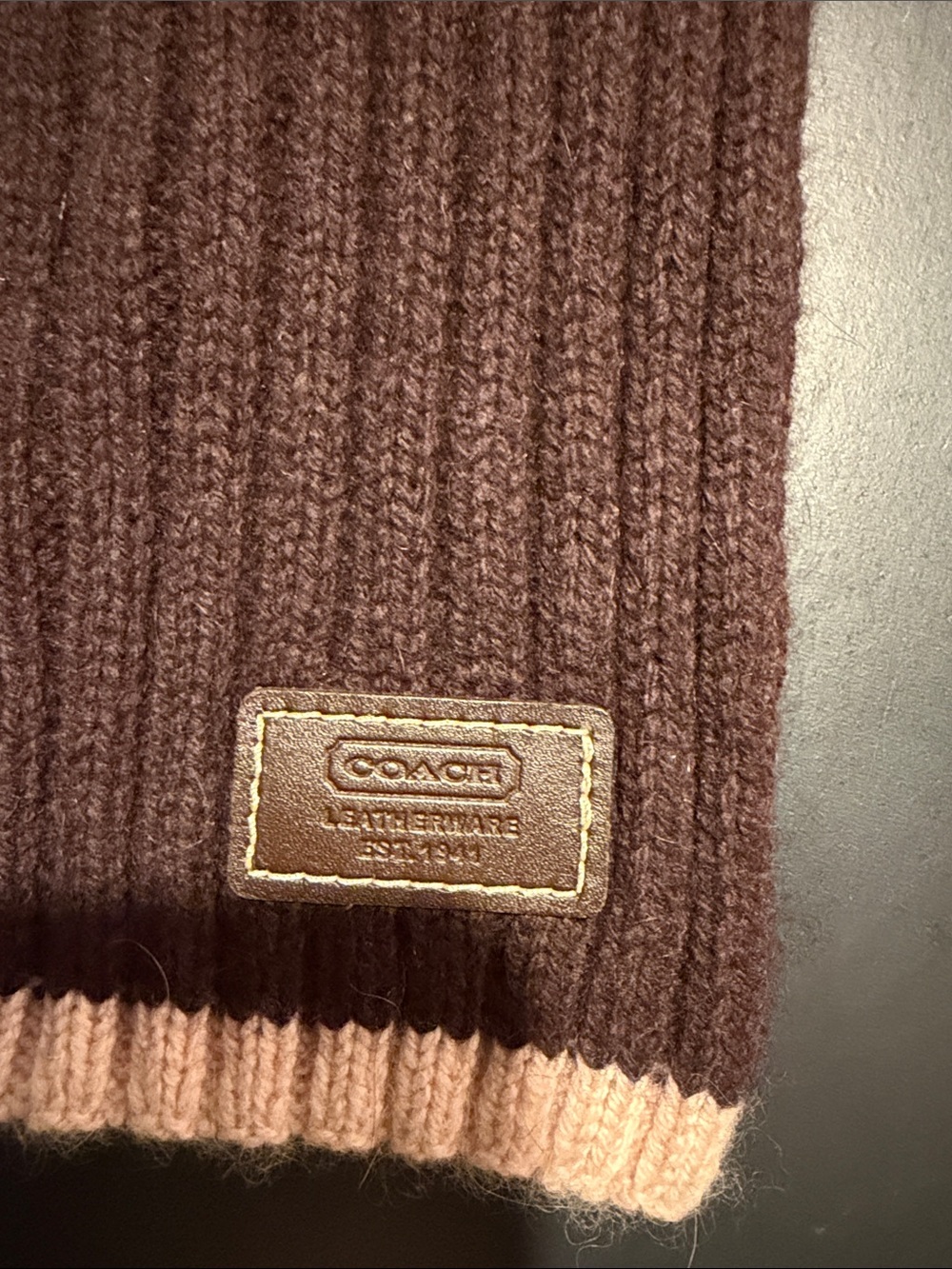 Coach scarf - Picture 2 of 3